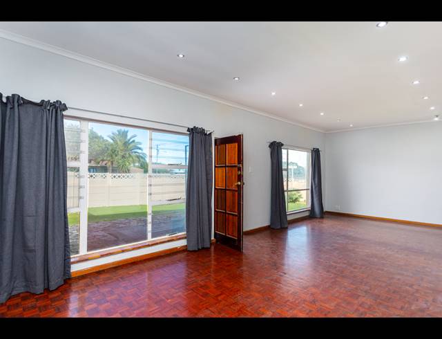 3 BEDROOM HOUSE RENTED IN CHRISMAR